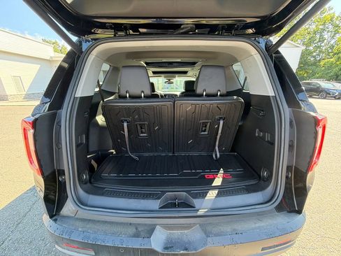 Used 2023 GMC Acadia AT4 w/ GMC Pro Grade Package AWD/4WD image 41