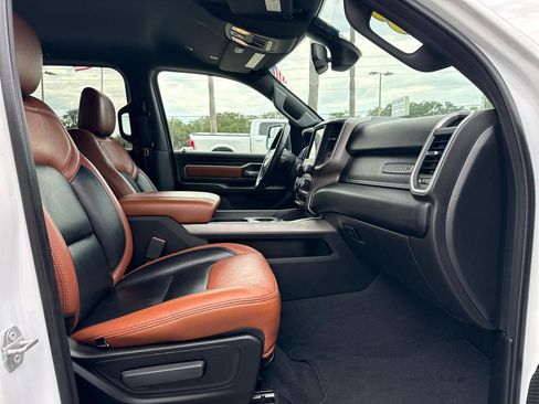 Used 2019 RAM 1500 Big Horn AWD/4WD image 9