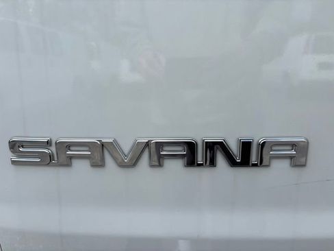 Used 2024 GMC Savana 2500 w/ Driver Convenience Package RWD image 4