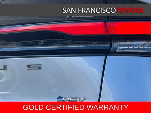 Certified 2024 Toyota Prius XLE image 10