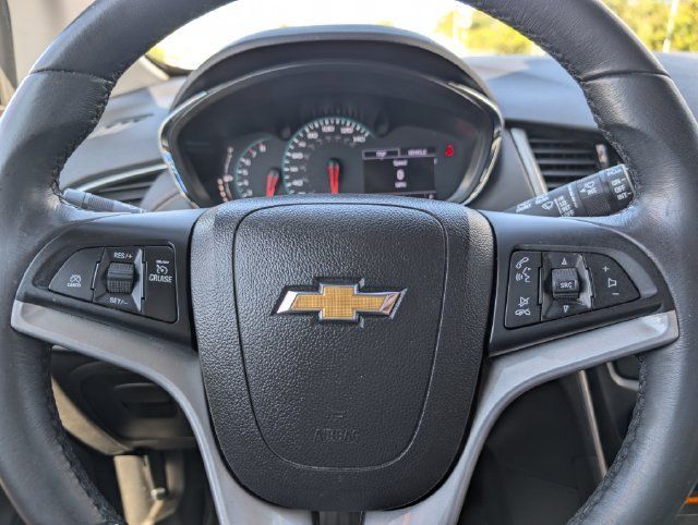 Used 2020 Chevrolet Trax LT w/ Redline Edition AWD/4WD image 20