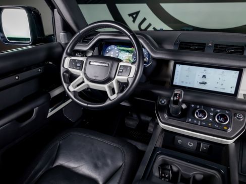 Used 2023 Land Rover Defender 90 X-Dynamic SE AWD/4WD image 6