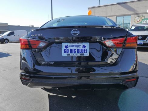 Used 2024 Nissan Altima 2.5 S image 6