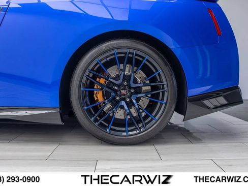 Used 2020 Nissan GT-R Premium AWD/4WD image 19