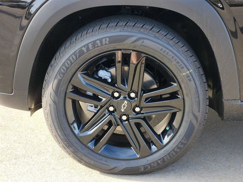 New 2026 Chevrolet Trax ACTIV w/ Sunroof Package image 9