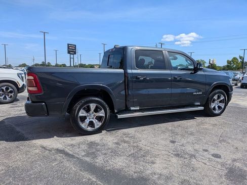 Used 2019 RAM 1500 Laramie w/ Sport Appearance Package AWD/4WD image 5