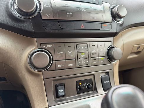 Used 2008 Toyota Highlander Sport image 11