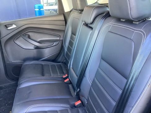 Used 2019 Ford Escape SEL image 16