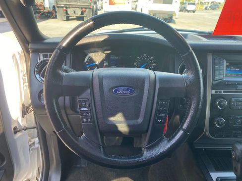 Used 2017 Ford Expedition XL w/ Equipment Group 101A image 11