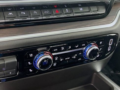 Certified 2026 GMC Sierra 1500 SLT w/ SLT Premium Plus Package image 14