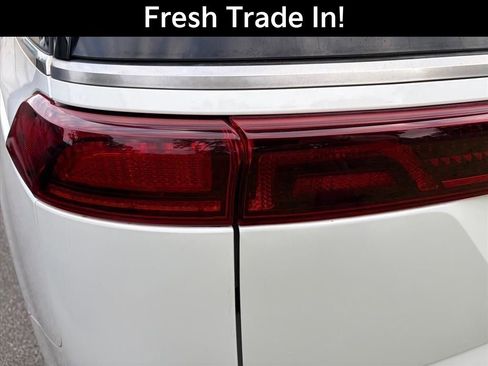 Used 2024 Kia Carnival SX FWD image 11