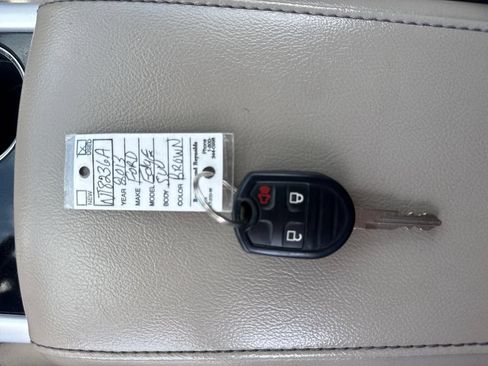 Used 2013 Ford Edge Limited AWD/4WD image 32