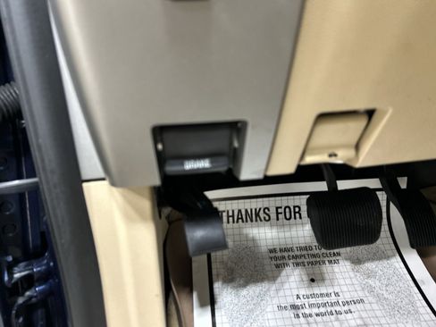 Used 2013 Ford Expedition EL XLT image 13