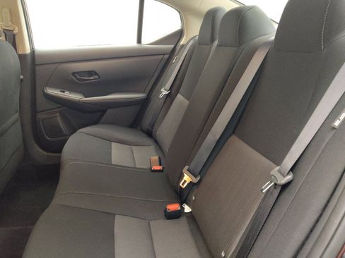 Used 2025 Nissan Sentra SV FWD image 18