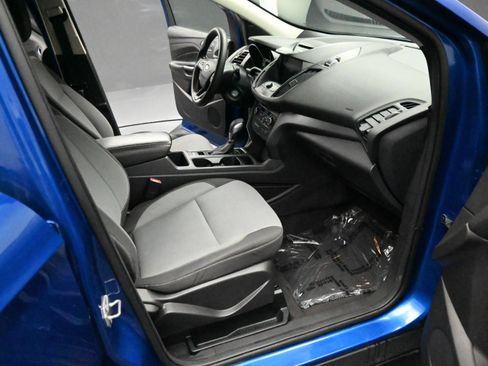 Used 2018 Ford Escape SE w/ SE Sync 3 Package FWD image 20