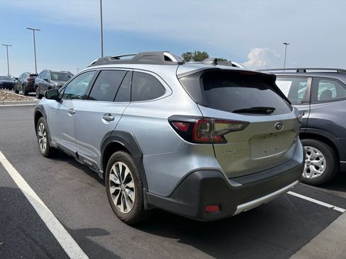 Certified 2025 Subaru Outback Touring w/ Popular Package #2 AWD/4WD image 4