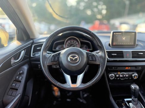 Used 2014 MAZDA MAZDA3 i Grand Touring FWD image 17