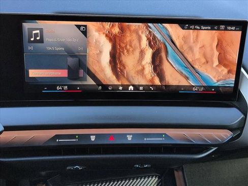 Used 2025 BMW X3 xDrive30i w/ Premium Package image 14