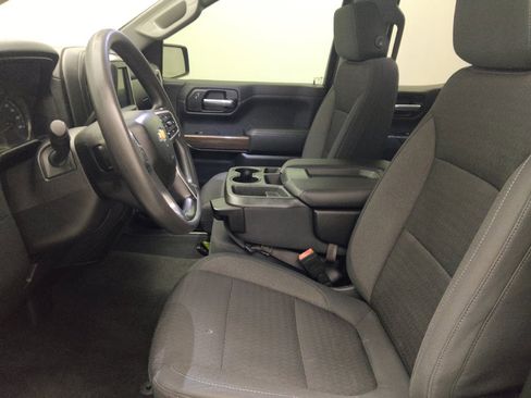 Used 2020 Chevrolet Silverado 1500 LT AWD/4WD image 17