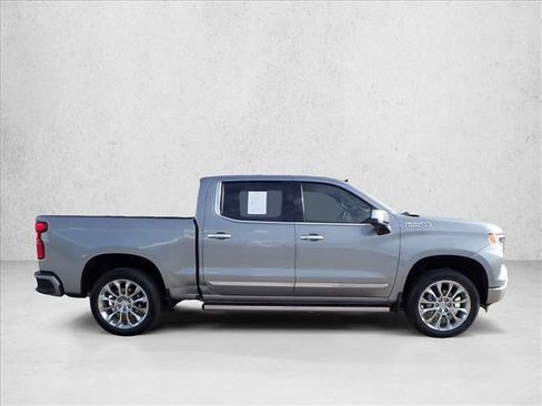 Used 2023 Chevrolet Silverado 1500 High Country w/ High Country Premium Package image 5