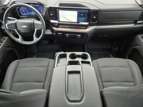 Used 2025 Chevrolet Silverado 2500 LT w/ Convenience Package AWD/4WD image 15