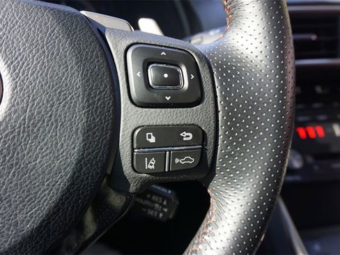 Used 2017 Lexus IS 200t image 9