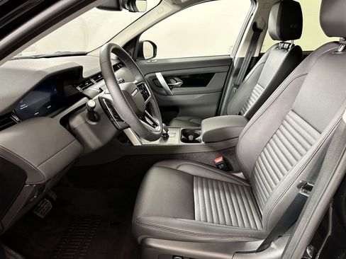 Certified 2025 Land Rover Discovery Sport S image 4