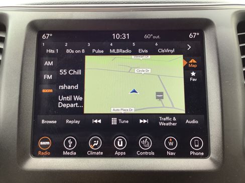 Used 2019 Jeep Cherokee Trailhawk AWD/4WD image 18