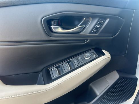 Used 2025 Honda Accord Touring image 19