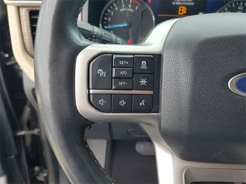 Used 2024 Ford Expedition Max Limited image 16