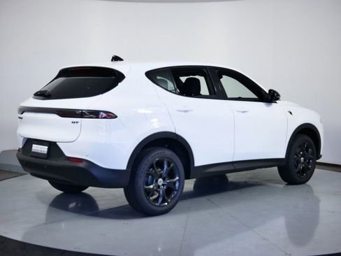 Used 2024 Dodge Hornet GT w/ GT Blacktop Package image 11