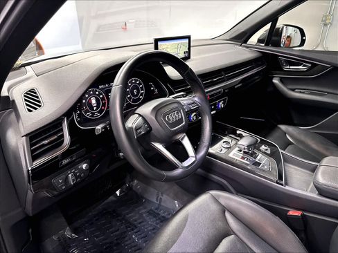Used 2018 Audi Q7 3.0T Prestige w/ Prestige Package AWD/4WD image 15