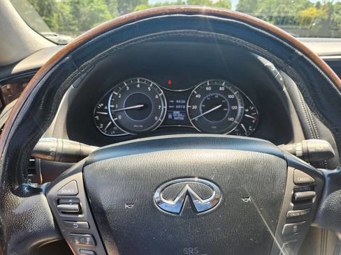 Used 2013 INFINITI QX56 4WD w/ Deluxe Touring Pkg image 23