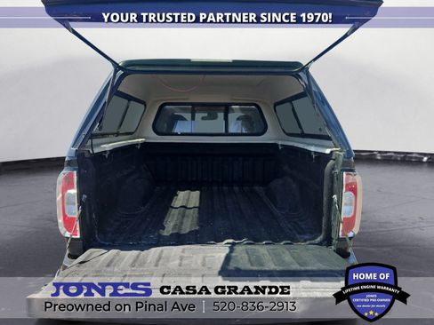 Used 2017 GMC Canyon SLT w/ Driver Alert Package RWD image 18