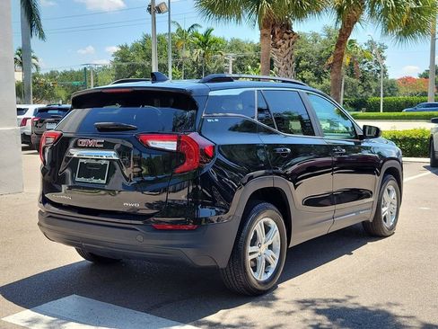 Certified 2022 GMC Terrain SLE w/ Driver Convenience Package AWD/4WD image 5