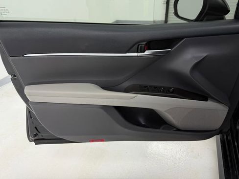 Used 2023 Toyota Camry LE FWD image 29