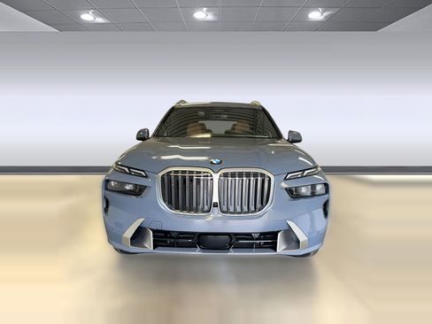 New 2026 BMW X7 xDrive40i image 5