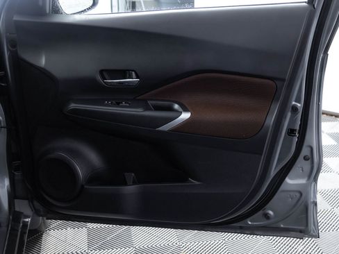Used 2024 Nissan Kicks SR FWD image 39