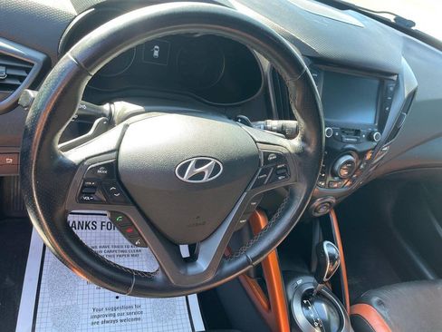 Used 2017 Hyundai Veloster Turbo w/ Tech Package 02 FWD image 16
