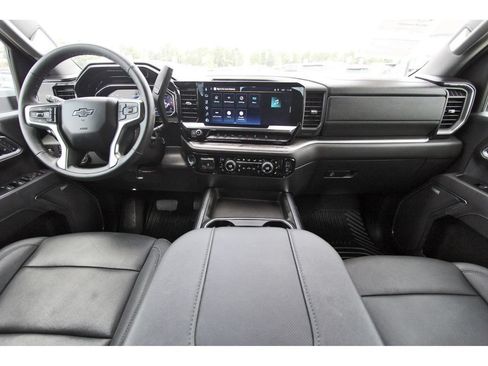 Used 2025 Chevrolet Silverado 2500 LTZ w/ Trail Boss Package AWD/4WD image 11