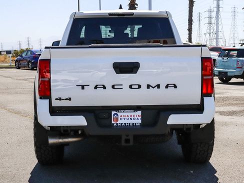 Used 2026 Toyota Tacoma TRD Off-Road AWD/4WD image 8
