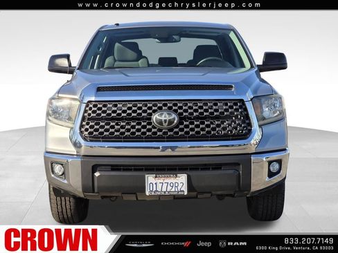 Used 2018 Toyota Tundra SR5 w/ SR5 Upgrade Package image 2