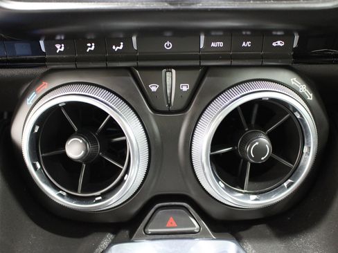 Used 2021 Chevrolet Camaro LS RWD image 16