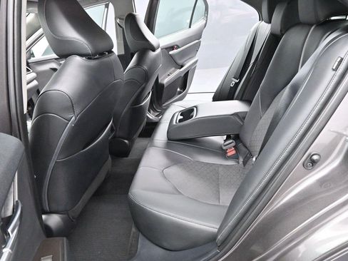 Used 2022 Toyota Camry XSE w/ Carpet Mat Package (TMS) FWD image 28