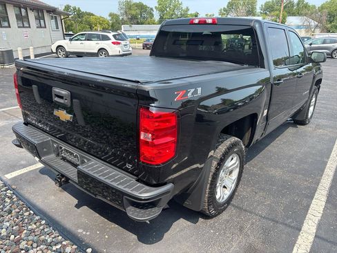 Used 2018 Chevrolet Silverado 1500 LT w/ All Star Edition AWD/4WD image 3