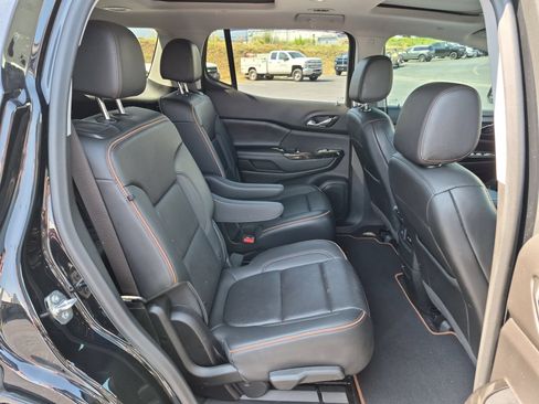Certified 2022 GMC Acadia AT4 w/ Technology Package AWD/4WD image 28