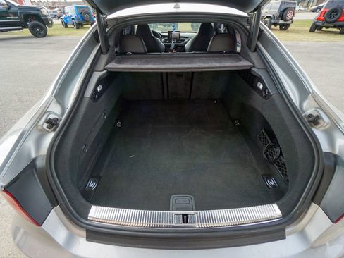 Used 2017 Audi RS 7 Prestige w/ Carbon-Optic Package image 9