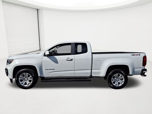 Used 2021 Chevrolet Colorado LT w/ Fleet Safety Package image 7