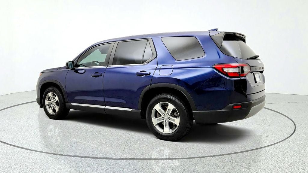Used 2024 Honda Pilot EX-L image 7