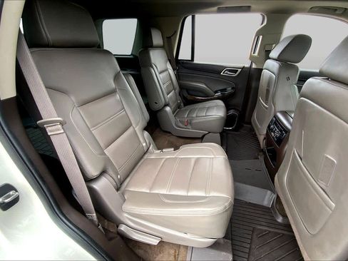 Used 2015 GMC Yukon Denali w/ Touring Package AWD/4WD image 18
